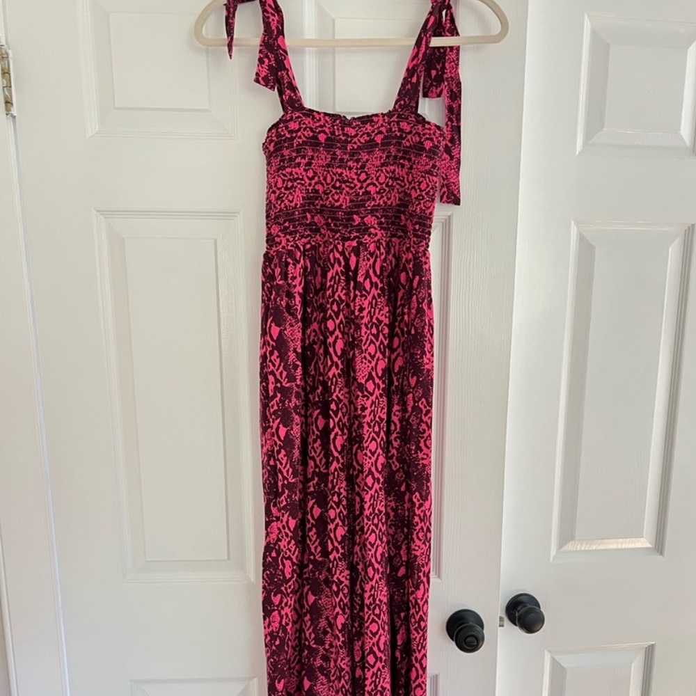 MAAJI size large women’s jumpsuit adorable
